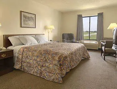 Days By Wyndham Pontoon Hotel 2*